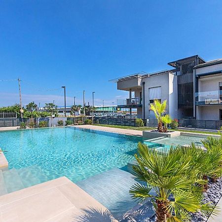 Una Terrazza Sul Lago A2 Con Piscina By Wonderful Italy Apartment Peschiera del Garda Ngoại thất bức ảnh